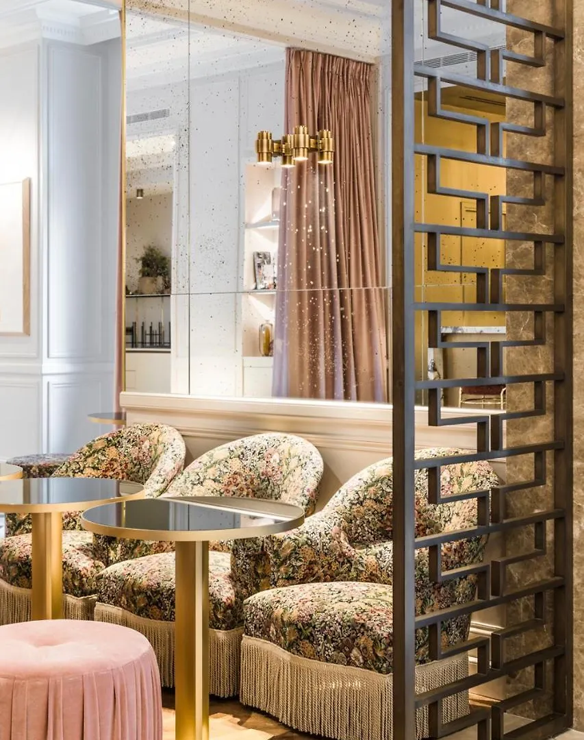 Grand 5* Paris